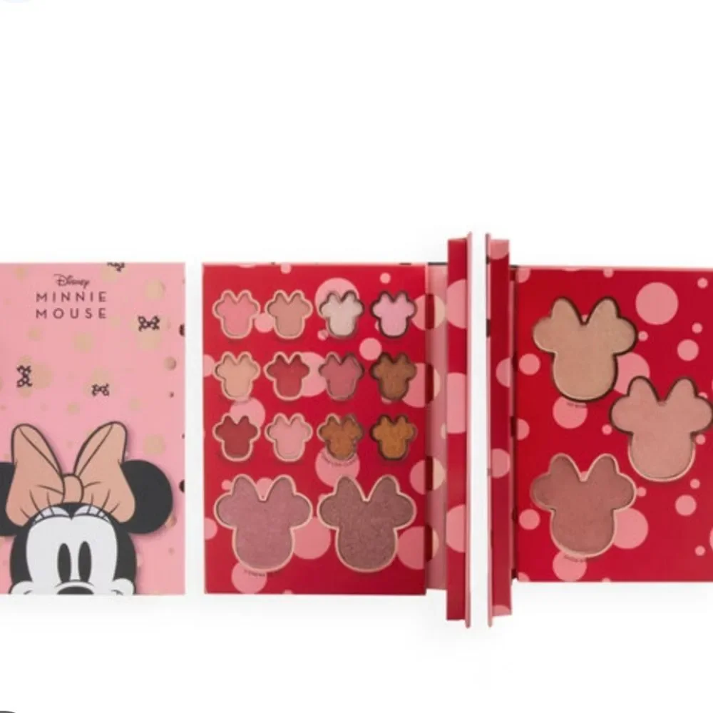 Revolution Beauty X Minnie Mouse Face‎ & Shadow Palette